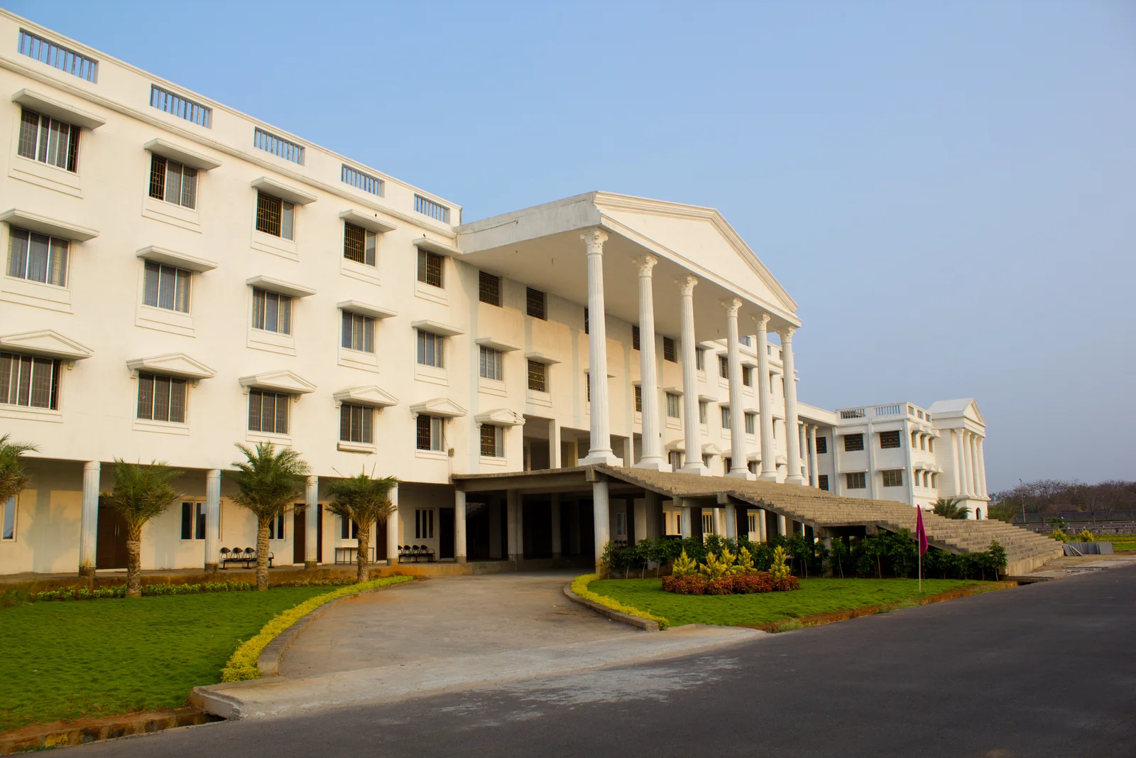 Selvam College of Technology Campus