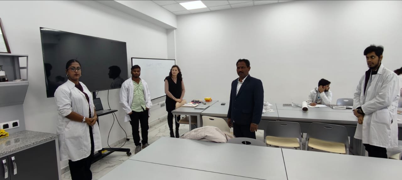 Smart Board Academic Presentation & Seminar Session